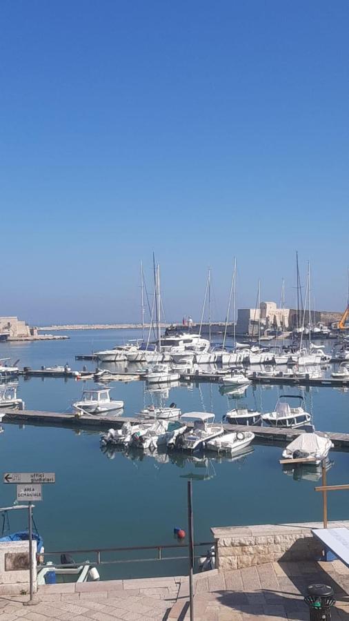 Maison Bleu Luxury Suite Sul Porto Di Trani Dış mekan fotoğraf